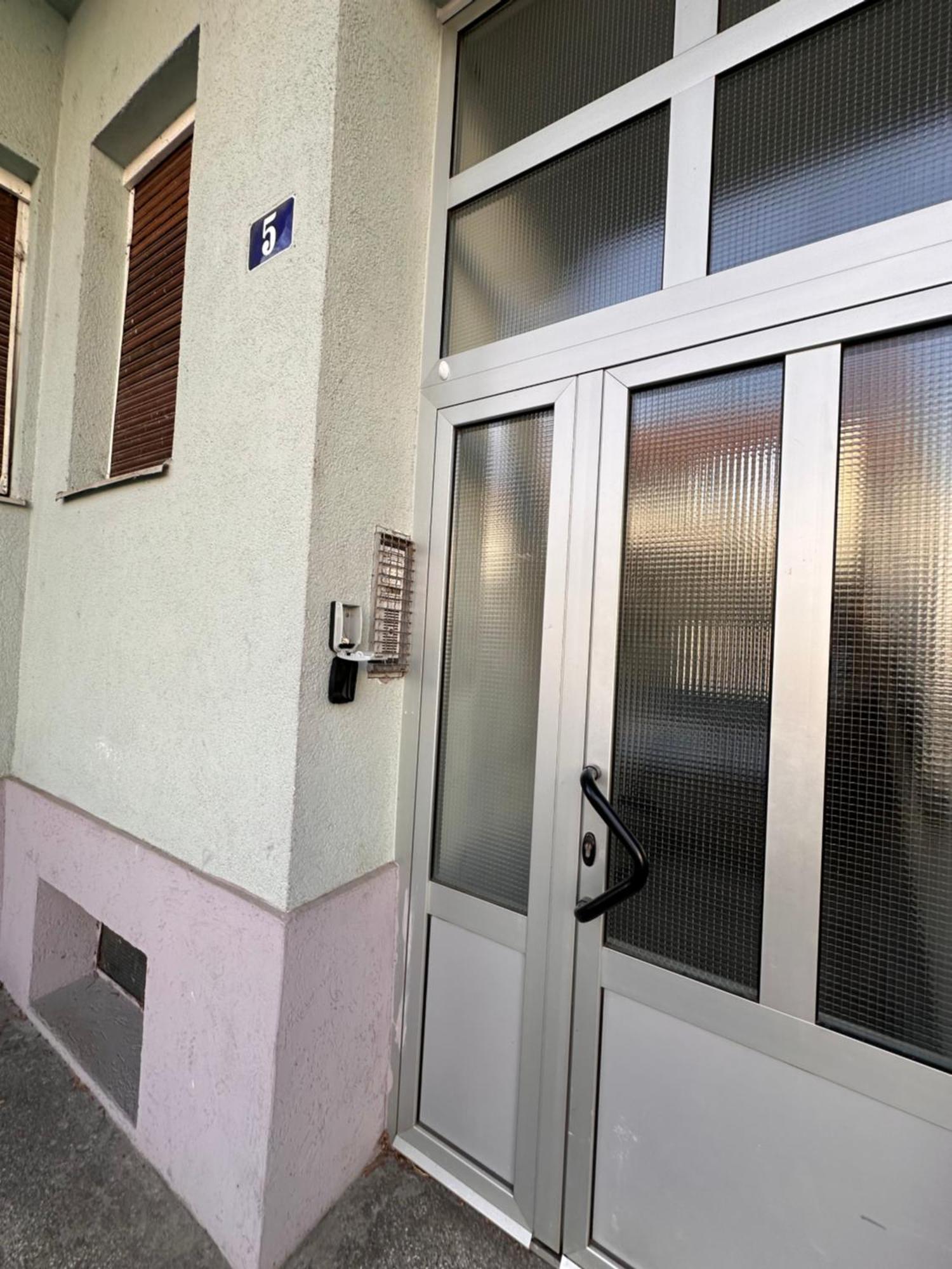 Apartman Pannonica Pin 0-24H Slavonski Brod Exterior photo